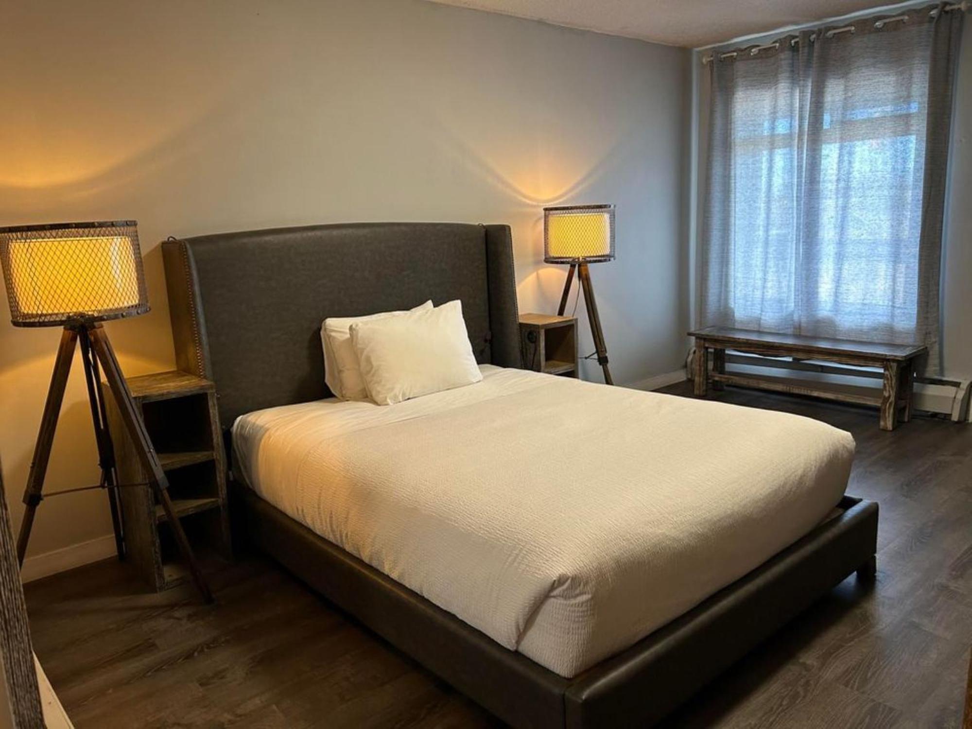 Parkside Inn 大草原城 外观 照片